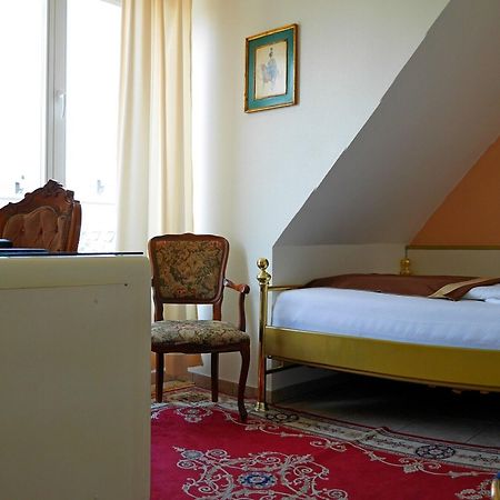 Haus Mooren, Hotel Garni Düsseldorf Zewnętrze zdjęcie
