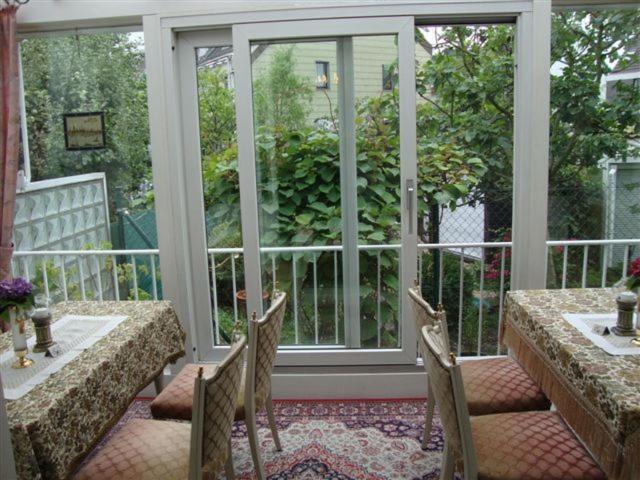 Haus Mooren, Hotel Garni Düsseldorf Zewnętrze zdjęcie