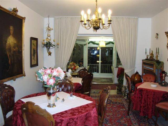 Haus Mooren, Hotel Garni Düsseldorf Zewnętrze zdjęcie