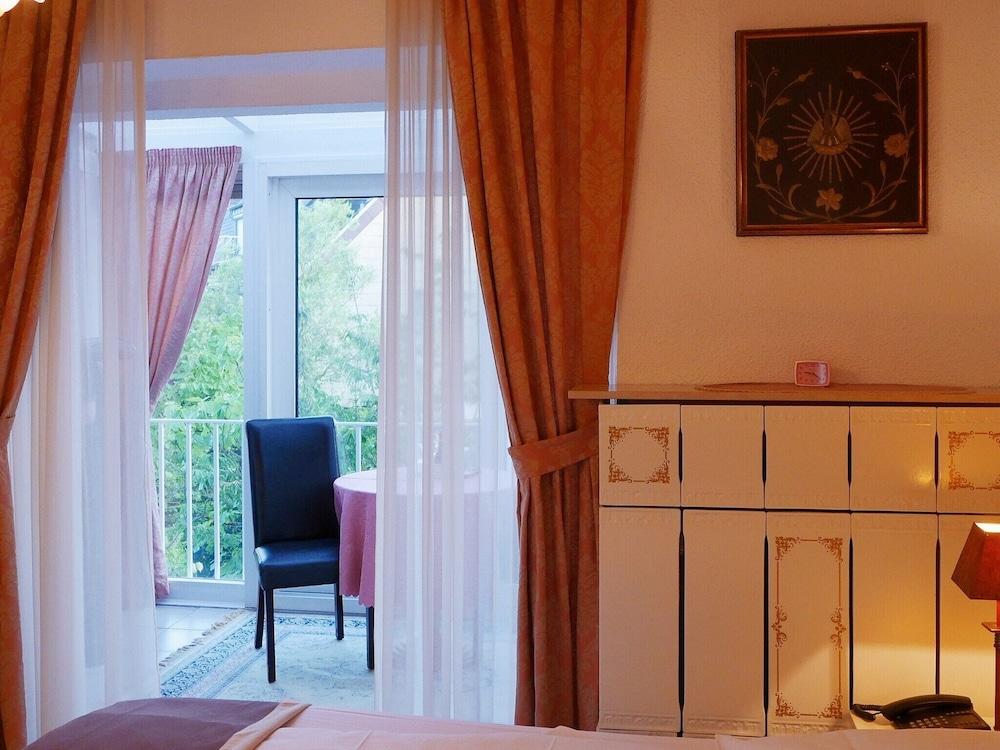 Haus Mooren, Hotel Garni Düsseldorf Zewnętrze zdjęcie