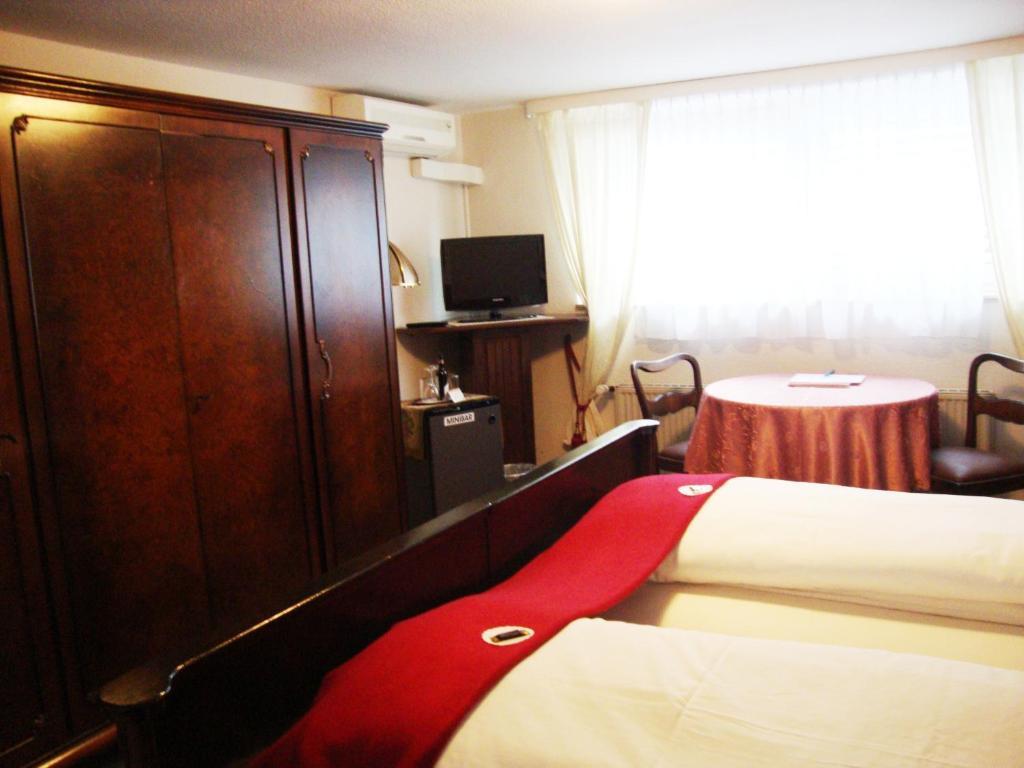 Haus Mooren, Hotel Garni Düsseldorf Pokój zdjęcie
