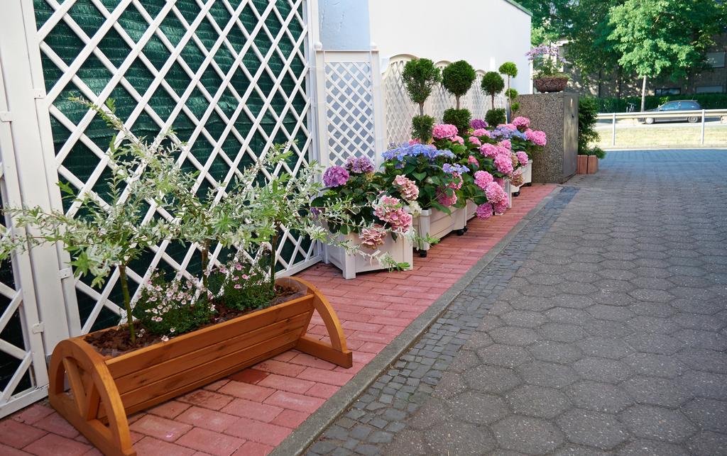 Haus Mooren, Hotel Garni Düsseldorf Zewnętrze zdjęcie
